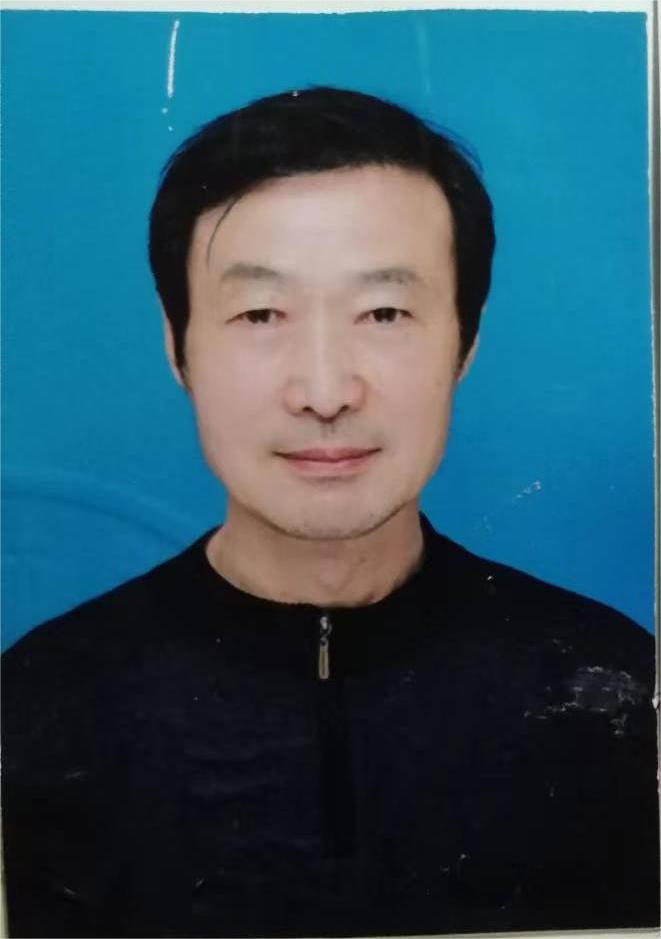 辛忠权（数学教师）